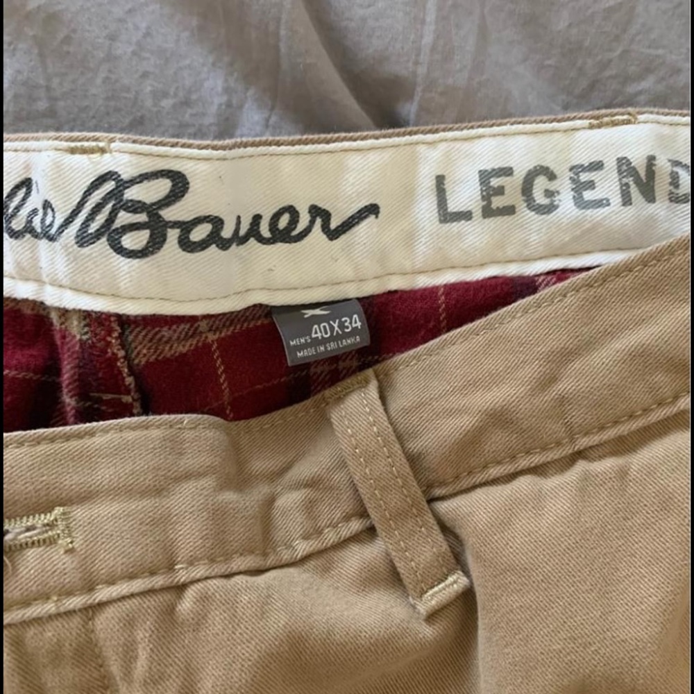 Men’s flannel lined khakis EUC!